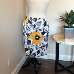 ***Last Call*** Jones New York Cotton Silk Skirt